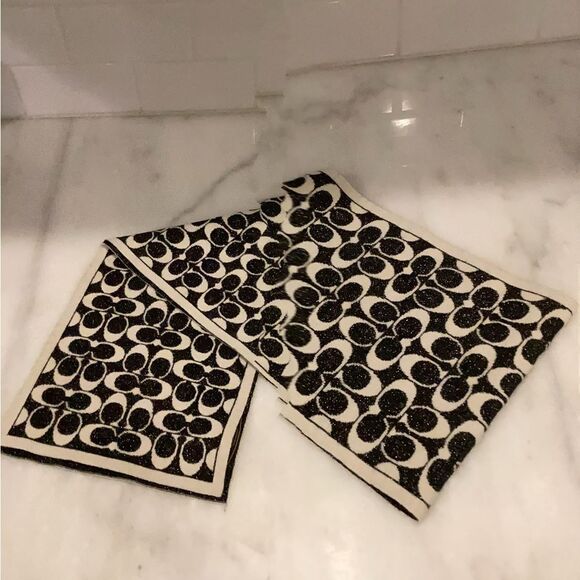 Coach Signature Lurex Merino Wool Scarf Muffler (COACH F82844) - Picture 2 of 6